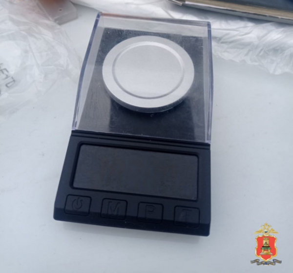 В Тверской области поймали наркокурьеров, перевозивших 205 свёртков с метадоном В Тверской области поймали наркокурьеров, перевозивших 205 свёртков с метадоном