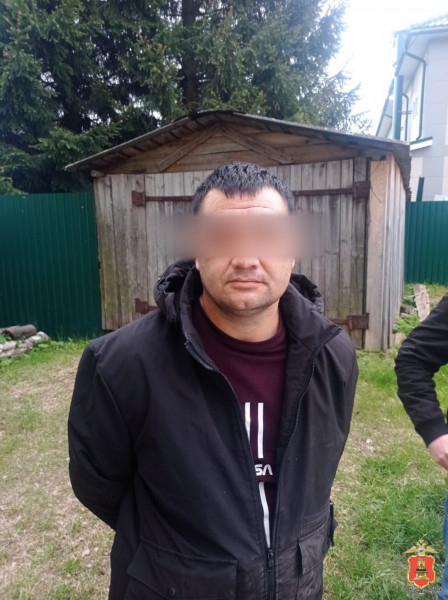 В Тверской области поймали наркокурьеров, перевозивших 205 свёртков с метадоном В Тверской области поймали наркокурьеров, перевозивших 205 свёртков с метадоном