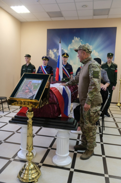 В Тверской области похоронили Артёма Хитрякова, погибшего на СВО В Тверской области похоронили Артёма Хитрякова, погибшего на СВО