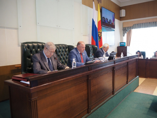 Областной парламент рассмотрел исполнение регионального бюджета за 2023 год