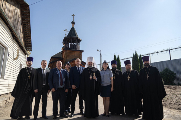 В Вышнем Волочке освятили памятную доску в честь священномученика Владимира Мощанского В Вышнем Волочке освятили памятную доску в честь священномученика Владимира Мощанского
