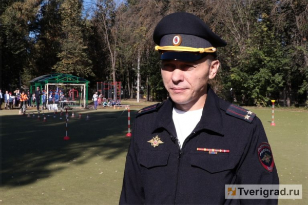 Лучшие из лучших: в Твери команды ЮИД соревновались в знаниях безопасности дорожного движения Лучшие из лучших: в Твери команды ЮИД соревновались в знаниях безопасности дорожного движения