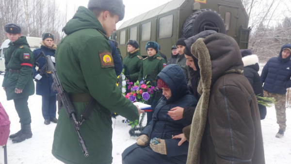 В Тверской области похоронили ефрейтора, погибшего на СВО В Тверской области похоронили ефрейтора, погибшего на СВО