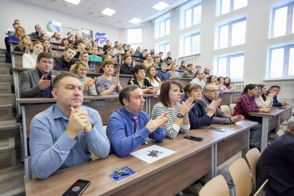 Положительный имидж работников села: в ТГСХА открыли первую аудиторию «Агропромкомплектации» Положительный имидж работников села: в ТГСХА открыли первую аудиторию «Агропромкомплектации»