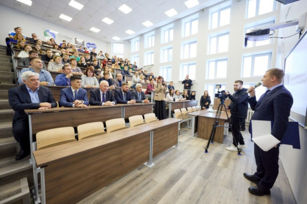 Положительный имидж работников села: в ТГСХА открыли первую аудиторию «Агропромкомплектации» Положительный имидж работников села: в ТГСХА открыли первую аудиторию «Агропромкомплектации»
