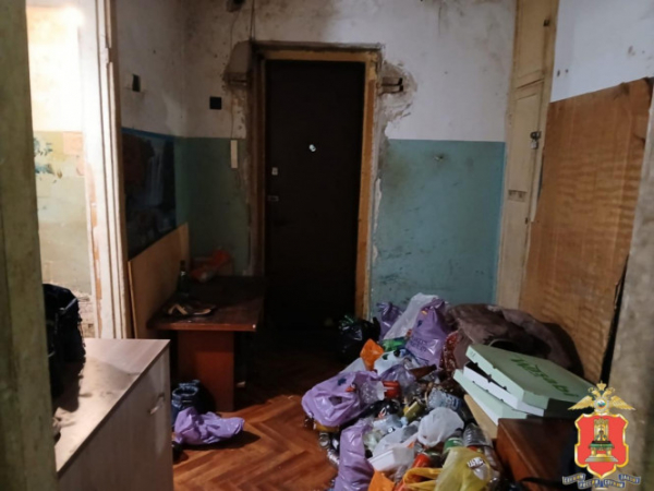 В Твери после алкогольного марафона двое мужчин до смерти избили свою знакомую