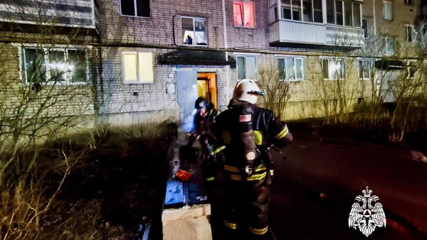 В Старице жильцов дома эвакуировали из-за пожара в квартире В Старице жильцов дома эвакуировали из-за пожара в квартире