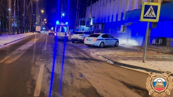 В Твери мальчик пошёл гулять с собакой и попал под колёса авто В Твери мальчик пошёл гулять с собакой и попал под колёса авто