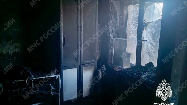 В Твери на пожаре в многоквартирном доме нашли труп женщины В Твери на пожаре в многоквартирном доме нашли труп женщины