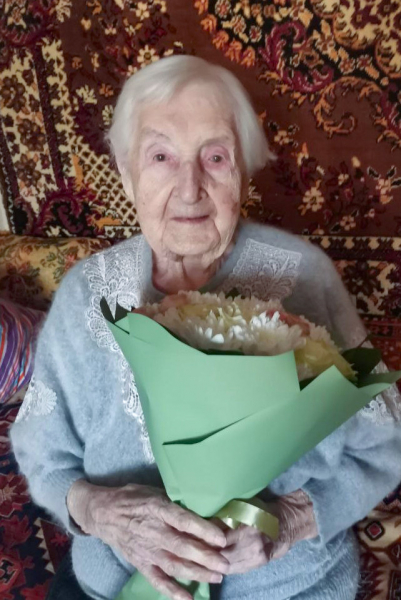 Жительница Торжка Лидия Гавриловна Челнокова отпраздновала своё 104-летие Жительница Торжка Лидия Гавриловна Челнокова отпраздновала своё 104-летие