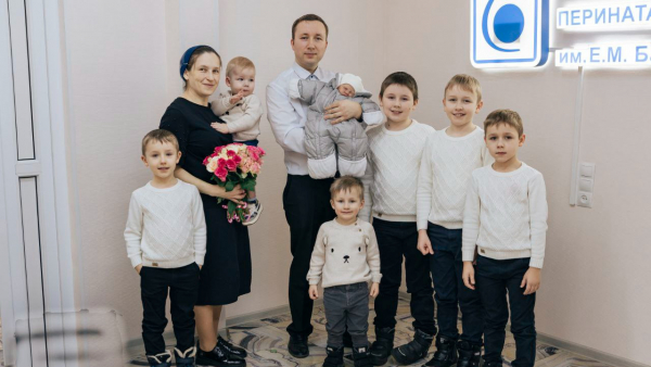 Шесть сыночков и лапочка-дочка: в тверской семье Веселовых родился седьмой ребенок Шесть сыночков и лапочка-дочка: в тверской семье Веселовых родился седьмой ребенок