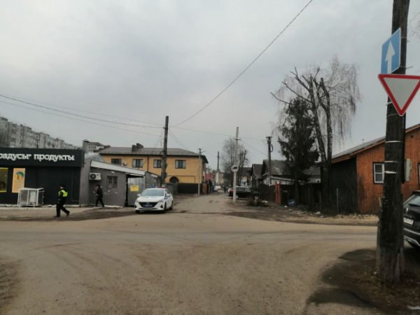В Твери водитель сбил пожилую женщину, отвёз домой и уехал: ГАИ ищет свидетелей ДТП В Твери водитель сбил пожилую женщину, отвёз домой и уехал: ГАИ ищет свидетелей ДТП
