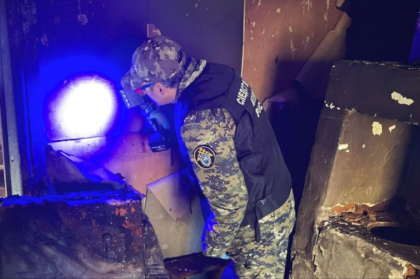 В Тверской области на пожаре в нежилом доме погиб человек В Тверской области на пожаре в нежилом доме погиб человек