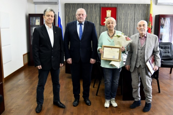 Почетный гражданин Тверской области Александр Тягунов отмечает 85-летний юбилей Почетный гражданин Тверской области Александр Тягунов отмечает 85-летний юбилей