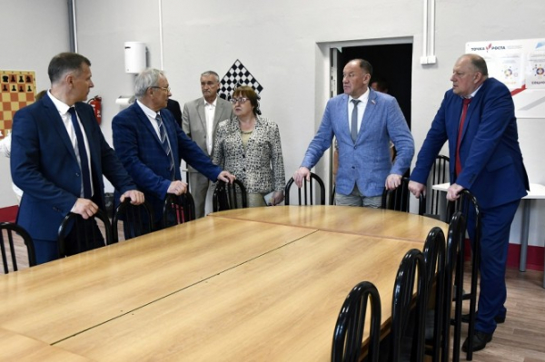 Депутаты областного Заксобрания провели "Парламентский день" в Весьегонском округе Депутаты областного Заксобрания провели "Парламентский день" в Весьегонском округе