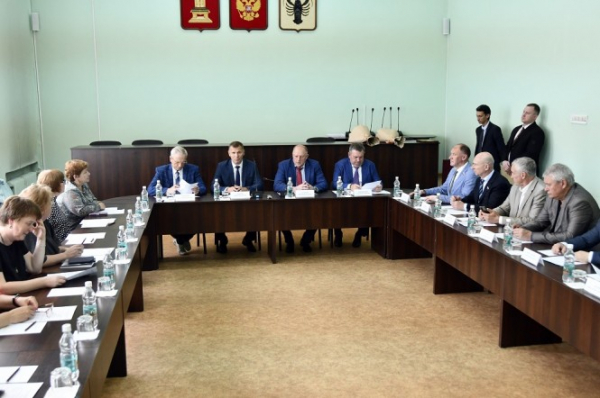 Депутаты областного Заксобрания провели "Парламентский день" в Весьегонском округе Депутаты областного Заксобрания провели "Парламентский день" в Весьегонском округе