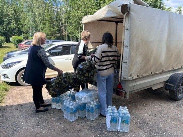 Автомобиль, мотоциклы, коптеры: муниципалитеты Тверской области направили гумгрузы в зону СВО Автомобиль, мотоциклы, коптеры: муниципалитеты Тверской области направили гумгрузы в зону СВО