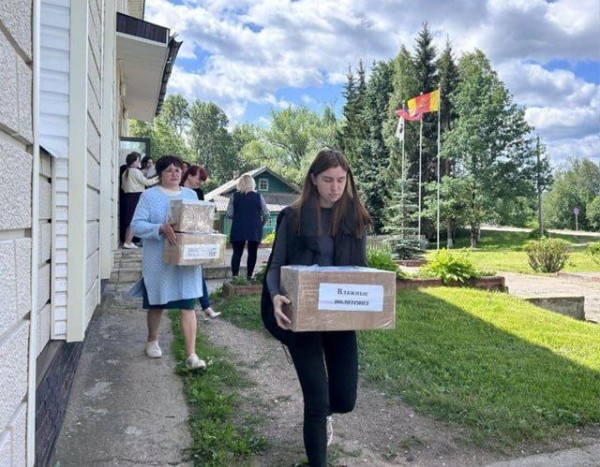 Автомобиль, мотоциклы, коптеры: муниципалитеты Тверской области направили гумгрузы в зону СВО Автомобиль, мотоциклы, коптеры: муниципалитеты Тверской области направили гумгрузы в зону СВО