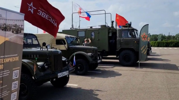 Техника, которая не стареет: "Дорога Мужества" в Ржеве