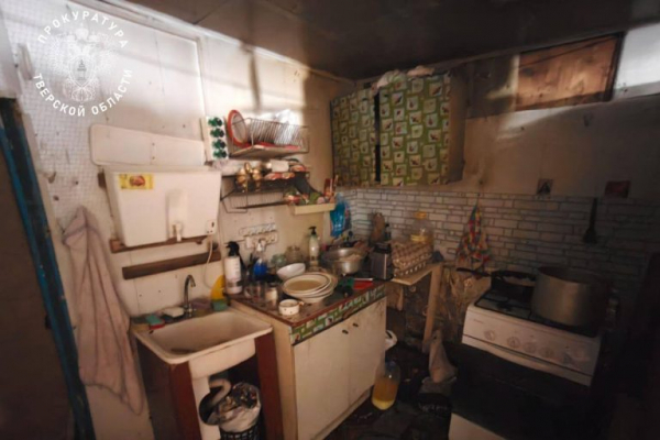 В Тверской области нашли незаконный детский лагерь с нечеловеческими условиями пребывания