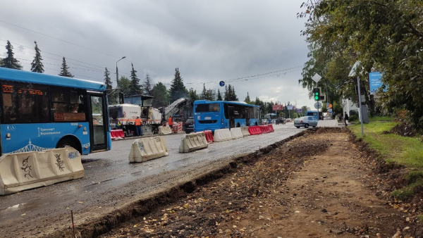 В тверском "Южном" на спуске с моста изменится схема движения В тверском "Южном" на спуске с моста изменится схема движения