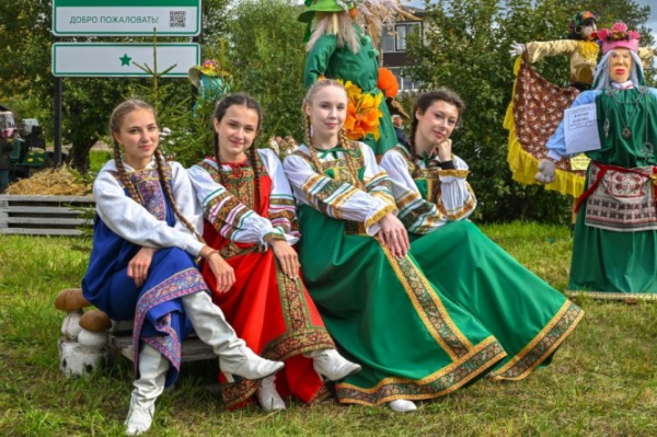 Под Лихославлем отметили карельский праздник урожая "День Кегри" Под Лихославлем отметили карельский праздник урожая "День Кегри"