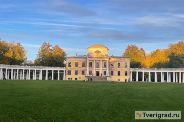 Под Торжком проходит уникальный фестиваль света Под Торжком проходит уникальный фестиваль света