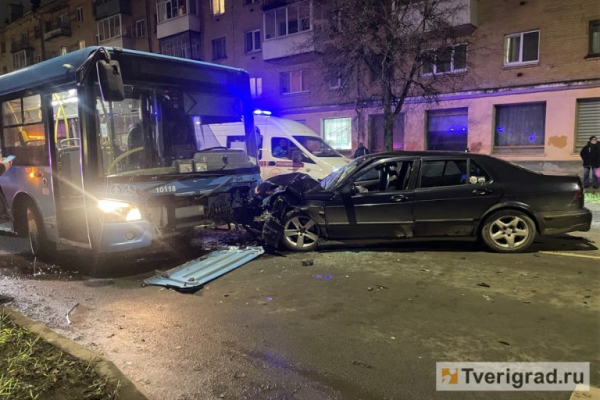 Число пострадавших в массовом ДТП в Твери увеличилось до восьми Число пострадавших в массовом ДТП в Твери увеличилось до восьми