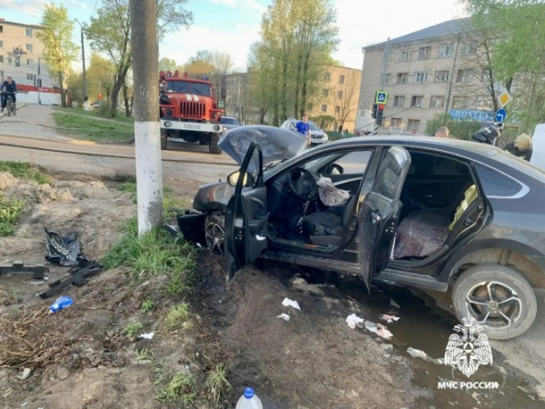 Появились новые фото последствий страшного ДТП в Тверской области