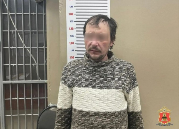 В Твери бездомный посетил кафе и умыкнул чужой кошелек