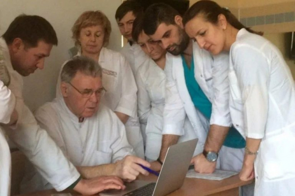 В Тверской области сохраняют память о выдающемся хирурге Виталии Рогинском В Тверской области сохраняют память о выдающемся хирурге Виталии Рогинском