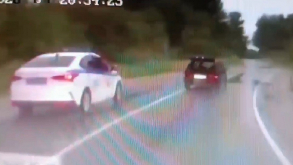 В Тверской области во время погони со стрельбой поймали пьяного угонщика В Тверской области во время погони со стрельбой поймали пьяного угонщика