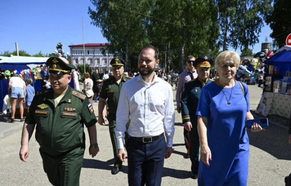Виталий Королев поблагодарил жителей ЗАТО Озерный за теплый прием Виталий Королев поблагодарил жителей ЗАТО Озерный за теплый прием
