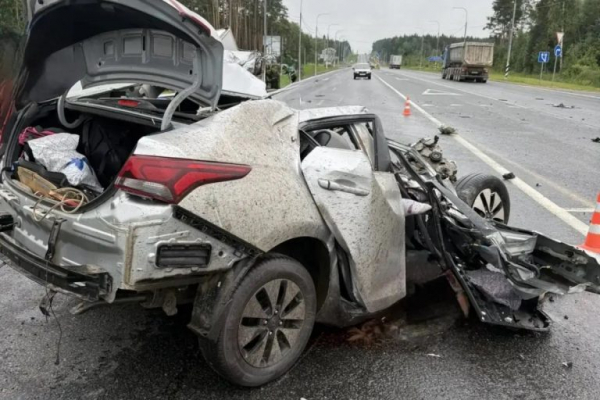 Трагедия на М-10: в Тверской области в жутком ДТП погибли двое взрослых и двое детей Трагедия на М-10: в Тверской области в жутком ДТП погибли двое взрослых и двое детей