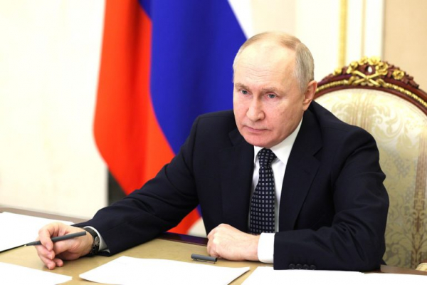 Владимир Путин указом установил День хоккея в России Владимир Путин указом установил День хоккея в России