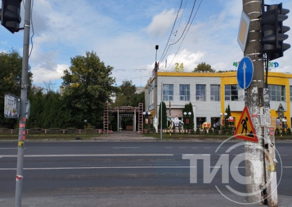 В Твери убрали пешеходный переход у автовокзала