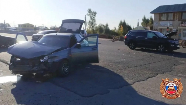 Два человека пострадали в ДТП на трассе М-9 Два человека пострадали в ДТП на трассе М-9