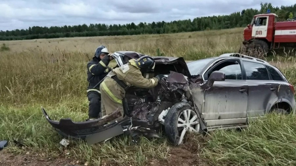 На трассе под Бологое произошло ДТП с погибшим и тремя пострадавшими На трассе под Бологое произошло ДТП с погибшим и тремя пострадавшими