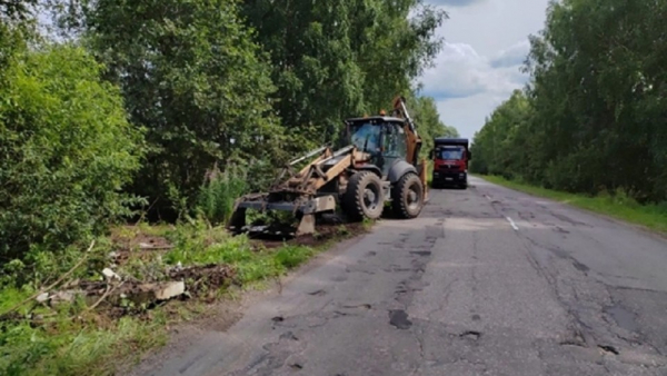 В Конаковском округе убрали свалку вдоль дороги между поселками В Конаковском округе убрали свалку вдоль дороги между поселками