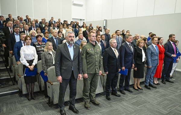 Виталий Королев: Программы "Единой России" на выборах - это конкретный план действий Виталий Королев: Программы "Единой России" на выборах - это конкретный план действий